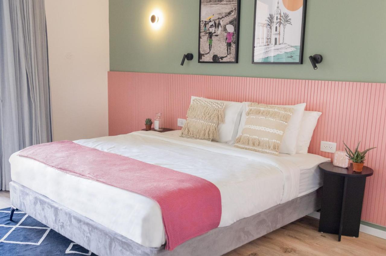 Seven Beach Tlv - By 7Even Hotels Тел Авив Екстериор снимка