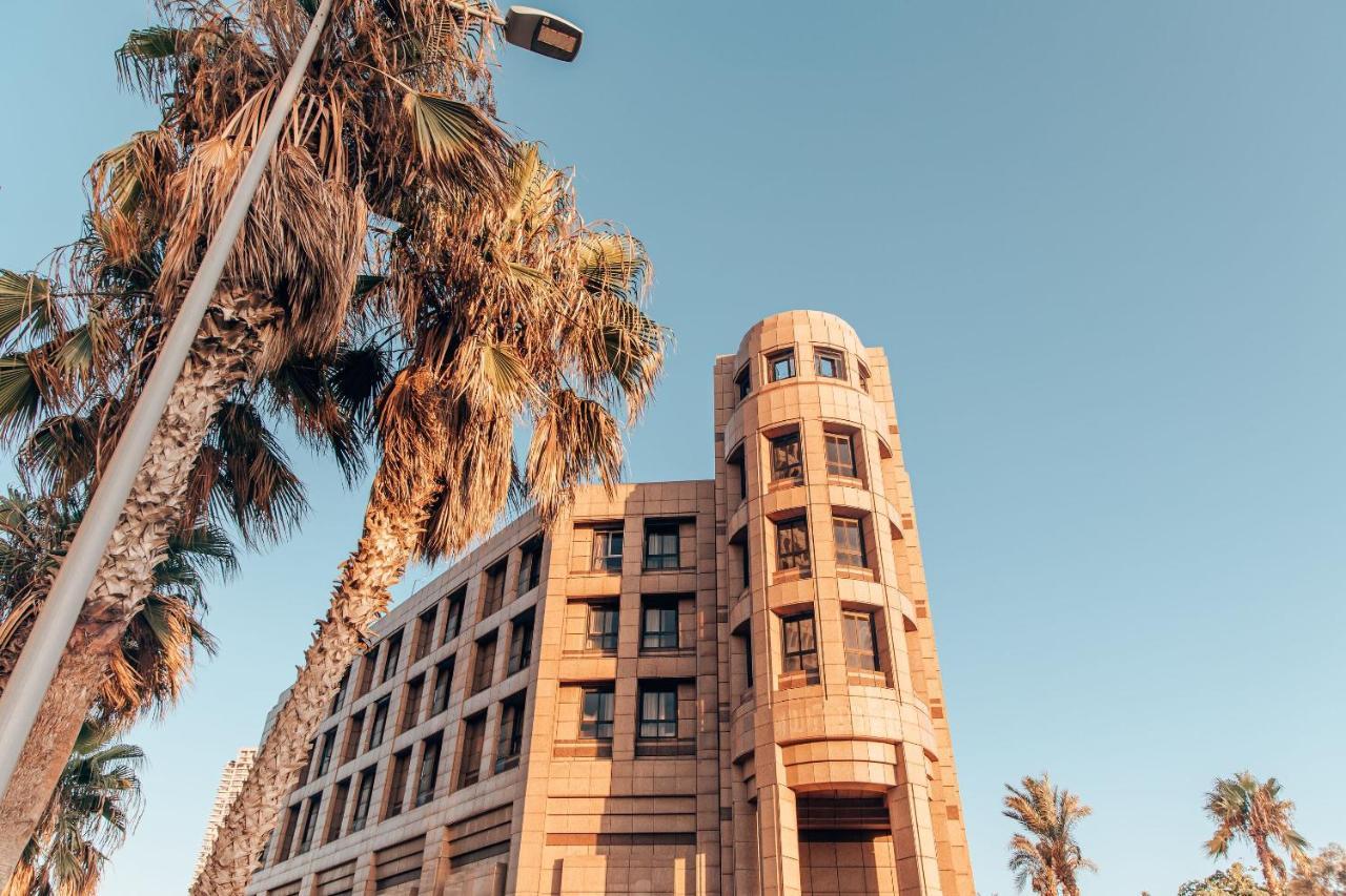 Seven Beach Tlv - By 7Even Hotels Тел Авив Екстериор снимка